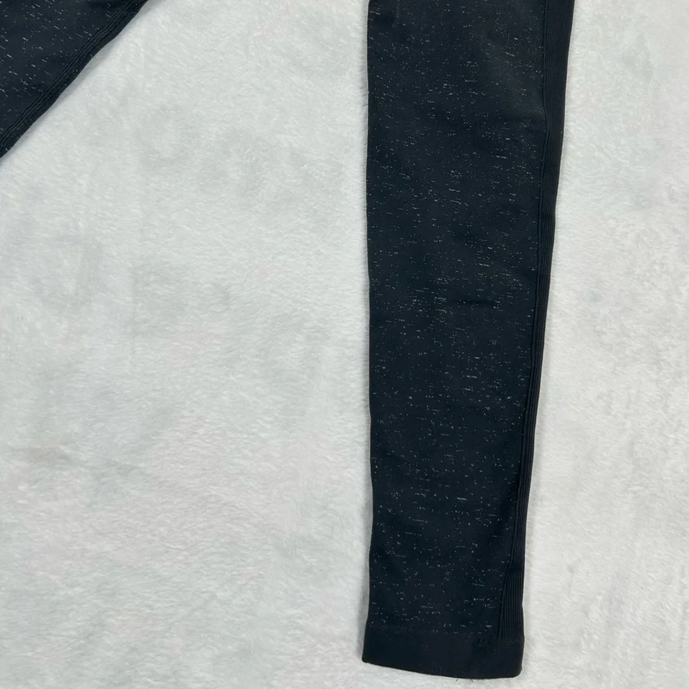 Lululemon Free to Flow 7/8 Leggings Women’s Size 4 Gray Speckled Yoga